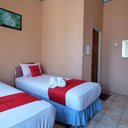 Reddoorz Near Mangrove Forest Kupang Kupang  Luaran gambar