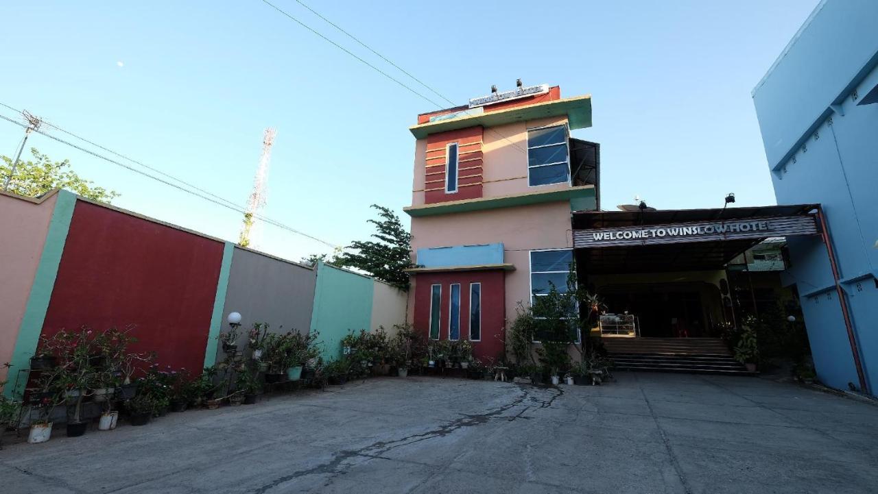 Reddoorz Near Mangrove Forest Kupang Kupang  Luaran gambar